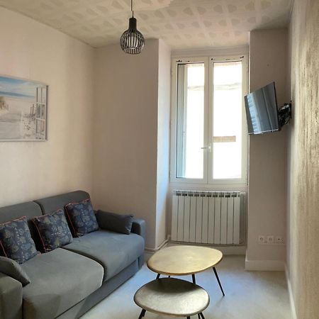 Appartement Cosy - 2 Chambres, Situe En Centre Ville Nice Exteriör bild