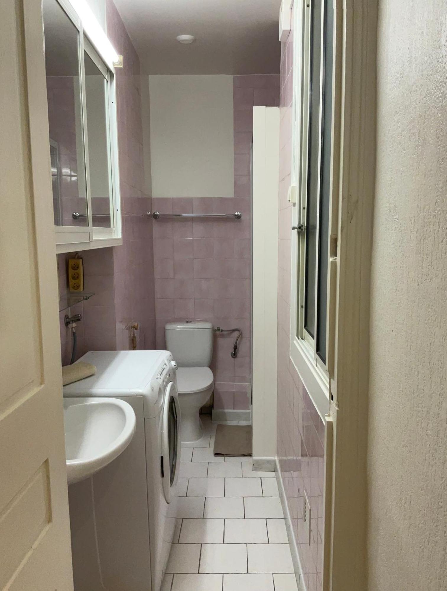 Appartement Cosy - 2 Chambres, Situe En Centre Ville Nice Exteriör bild